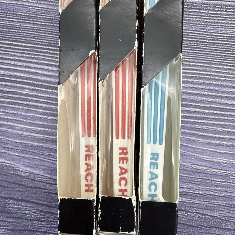3 NOS Reach Toothbrushes 1990s New In Box Gentle Soft Bristles Advanced Design